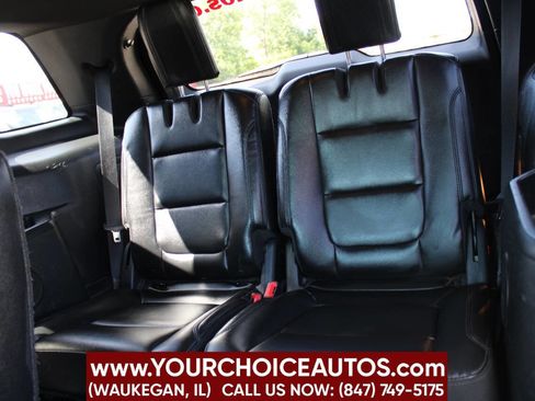 Used 2017 Ford Explorer XLT w/ Equipment Group 202A image 20