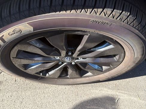 Certified 2024 Subaru Outback Onyx Edition XT image 3