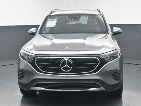 Used 2022 Mercedes-Benz EQB 350 4MATIC image 7