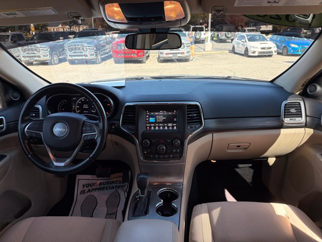 Certified 2020 Jeep Grand Cherokee Laredo AWD/4WD image 13