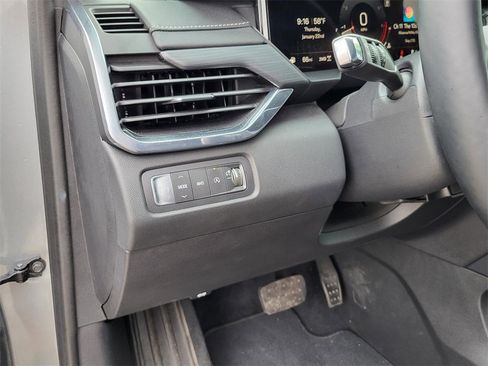 Used 2024 GMC Acadia Elevation w/ Black Edition image 19