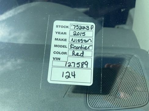 Used 2015 Nissan Frontier S image 30