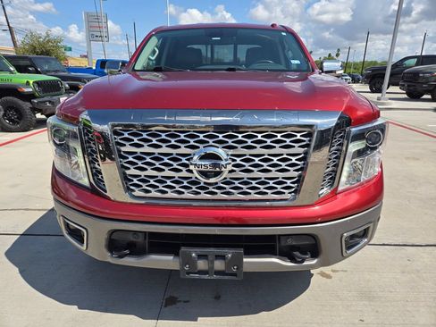 Used 2018 Nissan Titan Platinum Reserve AWD/4WD image 8
