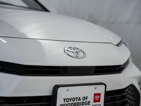 Used 2025 Toyota Camry LE image 10