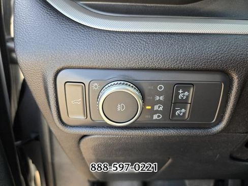 Used 2021 Ford Explorer XLT w/ Equipment Group 202A AWD/4WD image 32