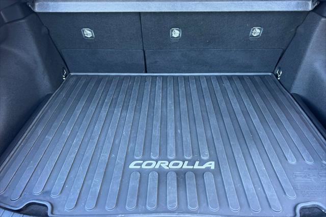 Certified 2025 Toyota Corolla SE w/ SE Package FWD image 15