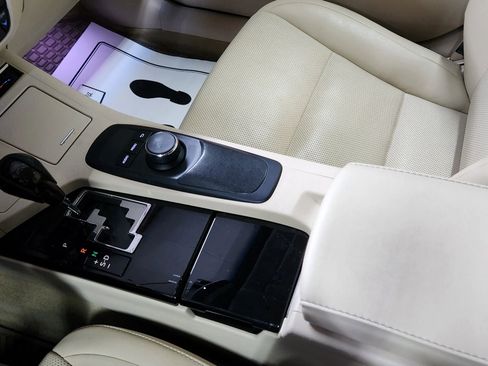 Used 2015 Lexus ES 350 image 38