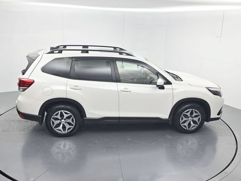 Used 2024 Subaru Forester Premium AWD/4WD image 52