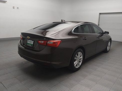Used 2016 Chevrolet Malibu LT image 9