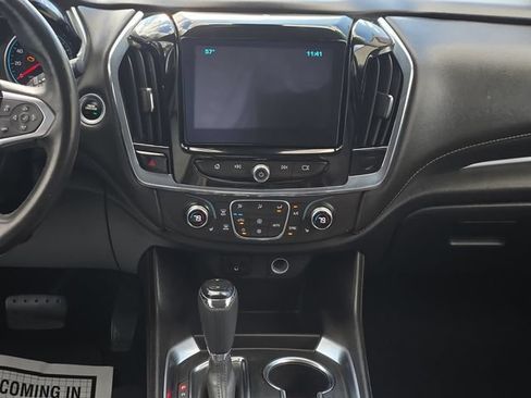 Used 2018 Chevrolet Traverse LT FWD image 20