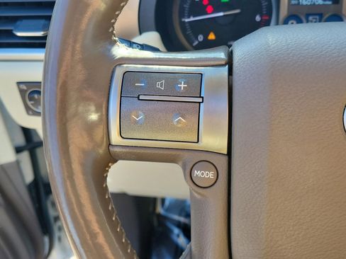 Used 2016 Lexus GX 460 460 w/ Premium Package image 19