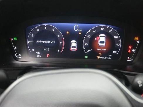 Used 2023 Honda Accord EX image 10