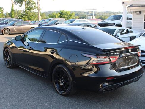 Used 2021 Nissan Maxima SR w/ Sport Mat Group image 6
