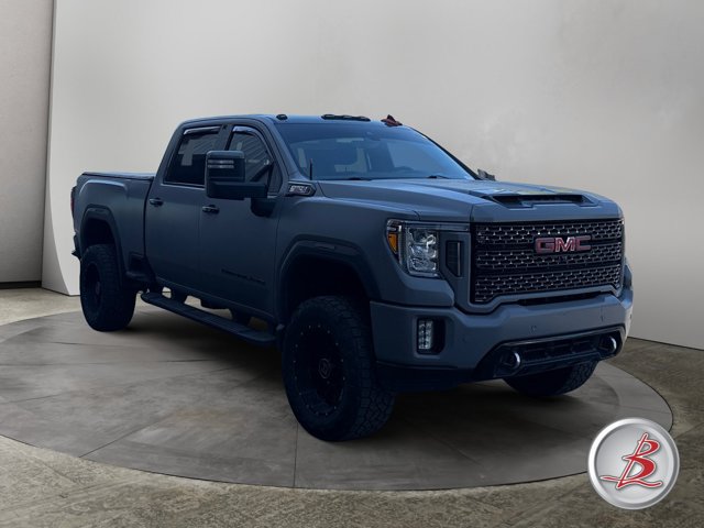 Used 2020 GMC Sierra 3500 Denali w/ Denali Ultimate Package AWD/4WD image 1
