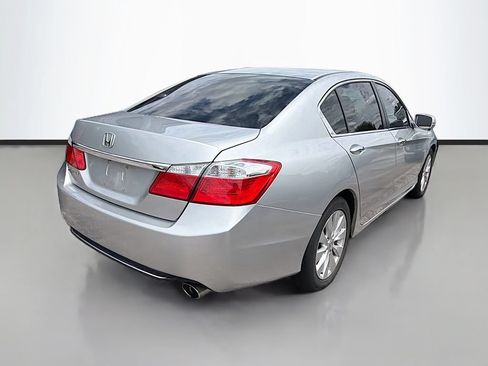 Used 2014 Honda Accord EX image 9