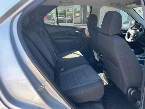 Used 2022 Chevrolet Equinox LT image 10