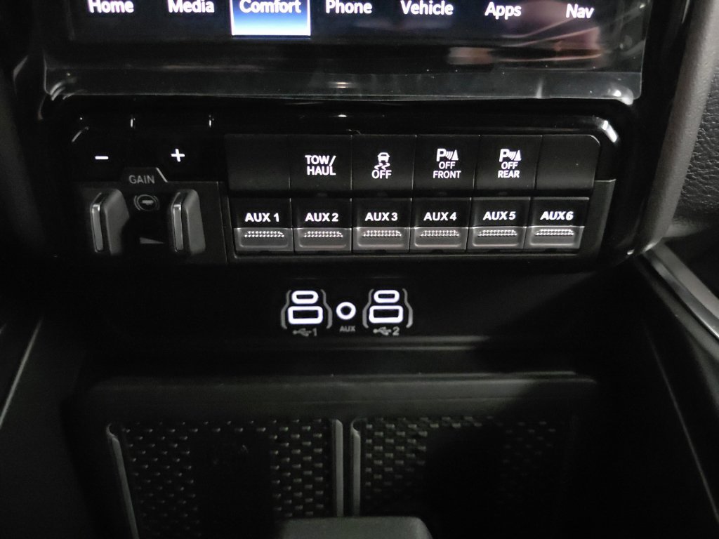 New 2026 RAM 2500 Big Horn AWD/4WD image 24