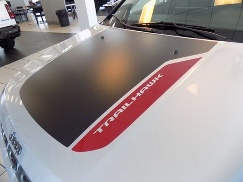 Certified 2024 Jeep Compass Trailhawk w/ Trailhawk Elite Group AWD/4WD image 35