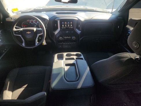 Used 2023 Chevrolet Silverado 2500 Custom w/ Custom Value Package image 24