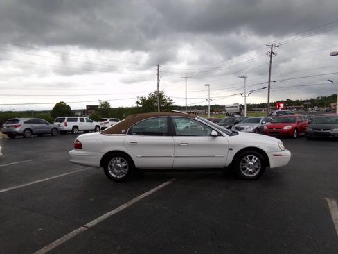 Used 2004 Mercury Sable LS Premium image 4