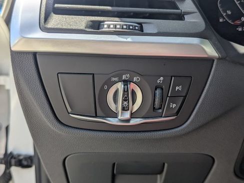 Used 2024 BMW X3 sDrive30i w/ Convenience Package w/ZPA RWD image 13