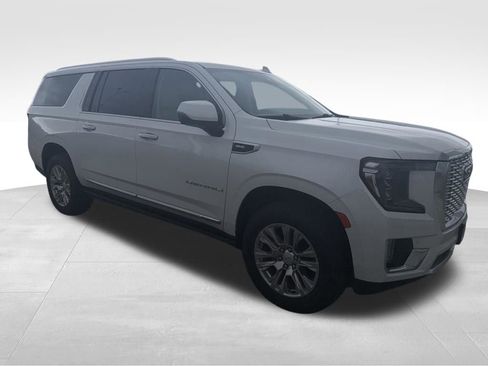 Used 2023 GMC Yukon XL Denali w/ Max Trailering Package AWD/4WD image 27