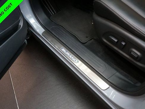 Certified 2024 Nissan Murano SV w/ SV Midnight Edition Package image 30