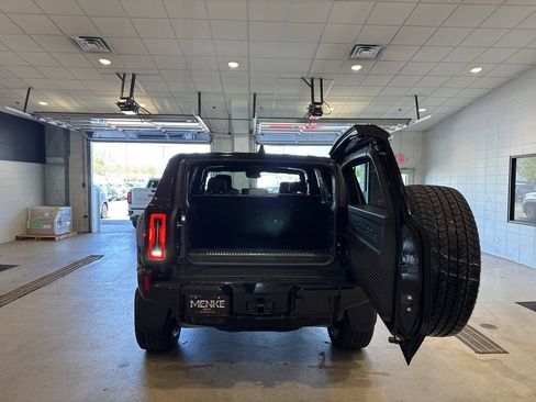 New 2025 GMC Hummer EV 3X AWD/4WD image 16