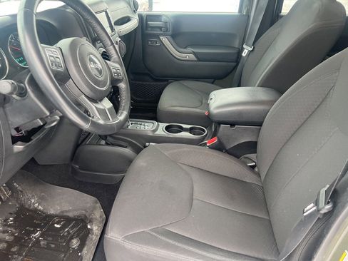Used 2015 Jeep Wrangler Unlimited Sport w/ Quick Order Package 24S image 18