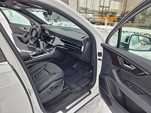 Used 2025 Audi Q7 3.0T Premium Plus image 20