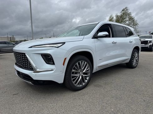 New 2026 Buick Enclave Avenir w/ Super Cruise Package image 2