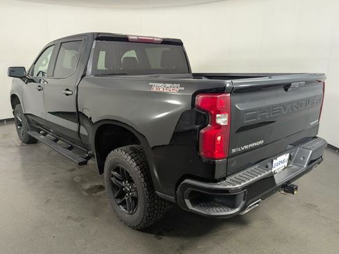 Used 2019 Chevrolet Silverado 1500 Custom Trail Boss w/ Custom Convenience Package image 6