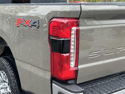 New 2026 Ford F250 Lariat w/ Lariat Ultimate Package image 12