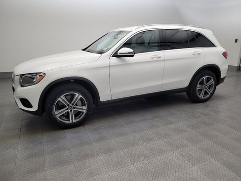 Used 2019 Mercedes-Benz GLC 300 image 2