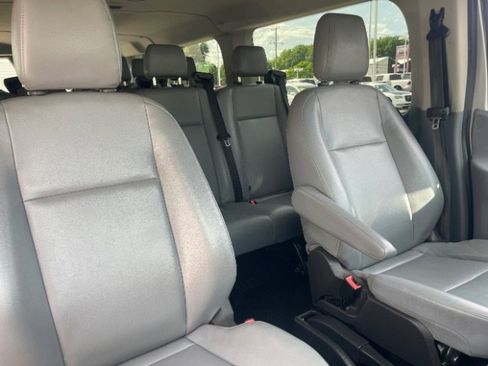 Used 2015 Ford Transit 350 XL RWD image 15