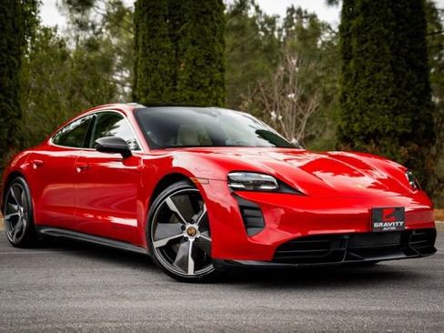 Used 2020 Porsche Taycan Turbo image 5