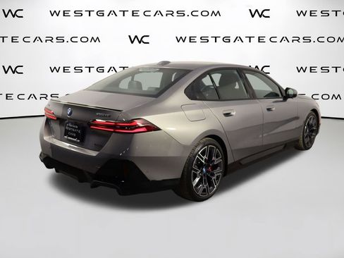 Used 2024 BMW i5 eDrive40i w/ M Sport Package image 50