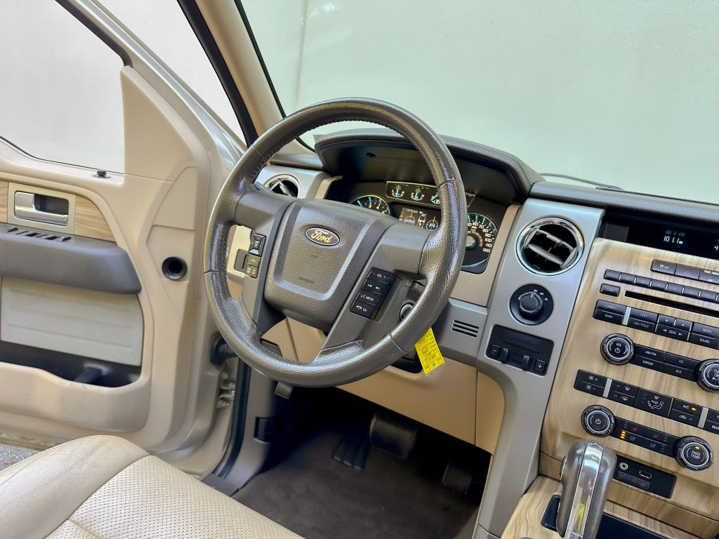 Used 2011 Ford F150 Lariat w/ Lariat Plus Pkg AWD/4WD image 30