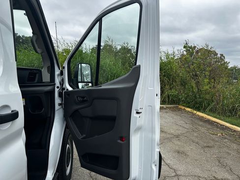 New 2025 Ford Transit 250 148 High Roof Extended w/ Load Area Protection Package image 33