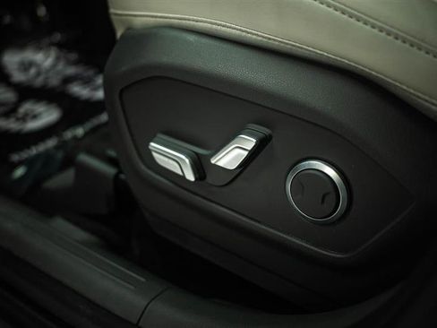 Used 2025 Hyundai Santa Fe SEL FWD image 17