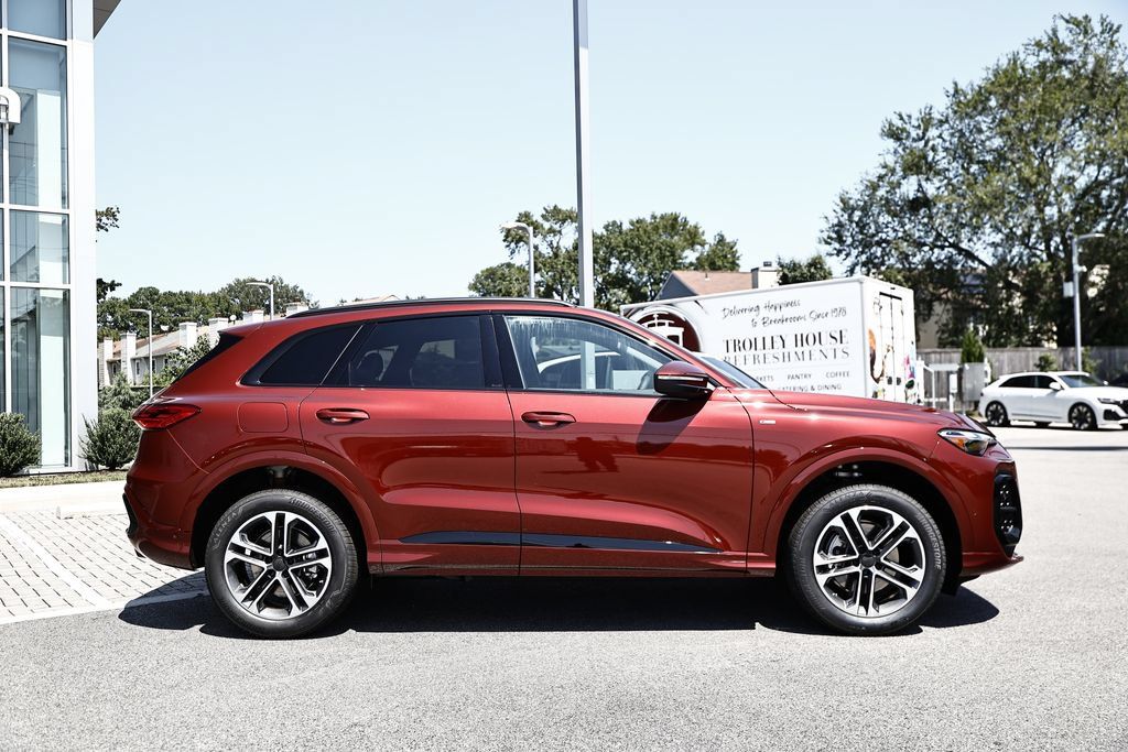 New 2026 Audi Q5 2.0T AWD/4WD image 4