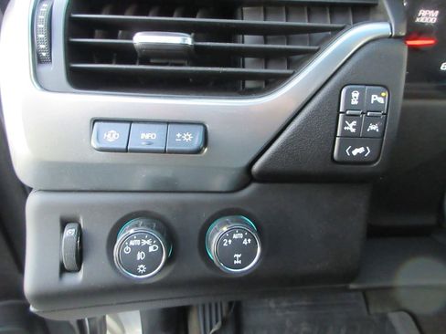 Used 2016 Chevrolet Tahoe LTZ image 27