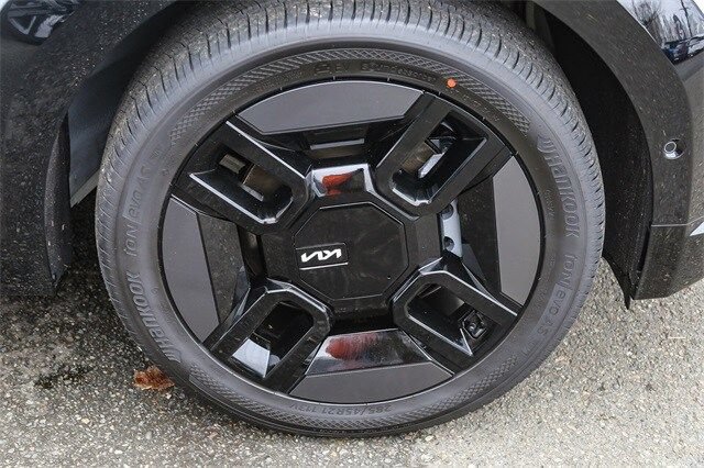 Certified 2024 Kia EV9 GT-Line AWD/4WD image 13