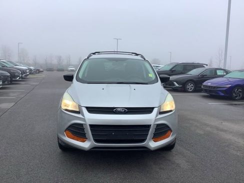 Used 2014 Ford Escape S FWD image 2