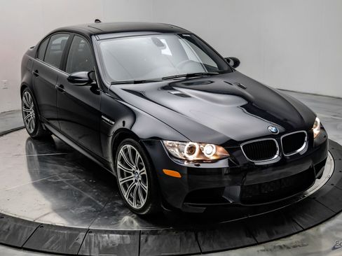 Used 2011 BMW M3 Sedan RWD image 25