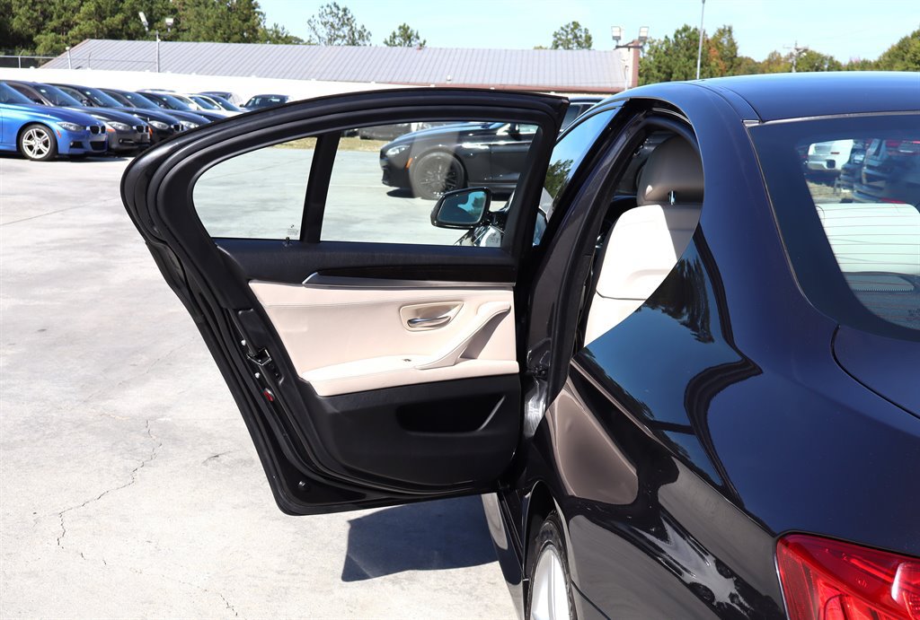 Used 2014 BMW 535i Sedan RWD image 36