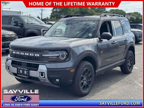 New 2026 Ford Bronco Sport Badlands AWD/4WD image 1