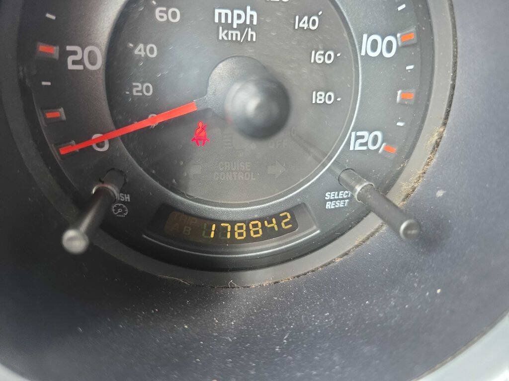 Used 2004 Honda Element EX image 11