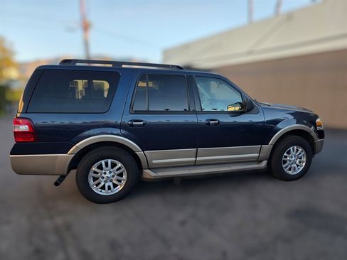 Used 2014 Ford Expedition XLT w/ Equipment Group 201A image 6