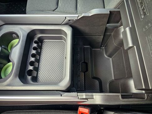 Used 2025 RAM 1500 Big Horn image 31